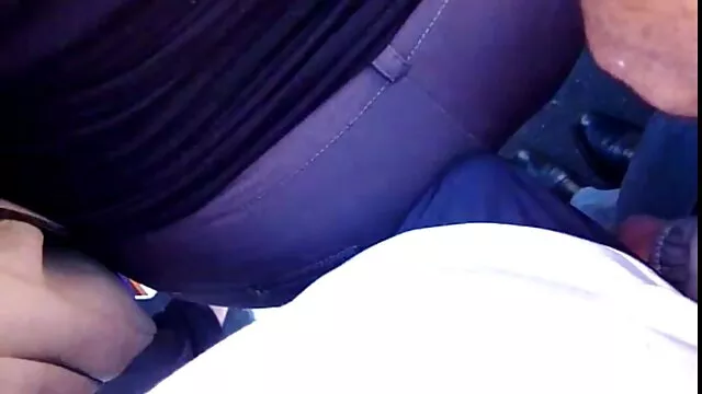 סקס ללא רישום  האישה ישבה על הדילדו סרט אירוטי באורך מלא ונתנה מציצה לגבר