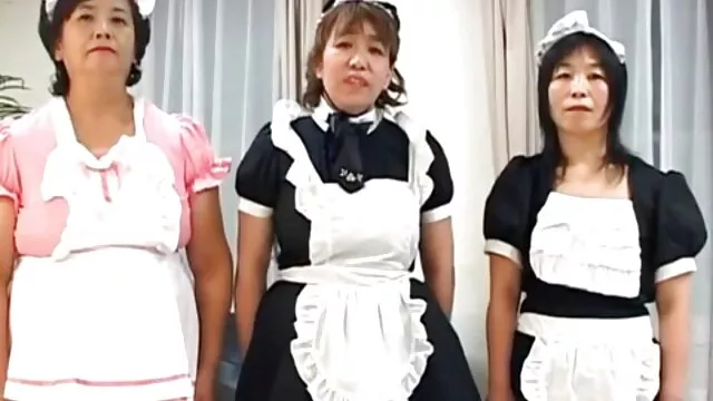סקס ללא רישום  Lesbush blonde and busty exchange kuni סרטי פורנו לצפיה ישירה חינם in bathroom