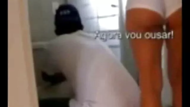 סקס ללא רישום  שיער סרטי הסקס של ניקול חום בהיר עם קעקוע על גופה בתנוחה מול המצלמה