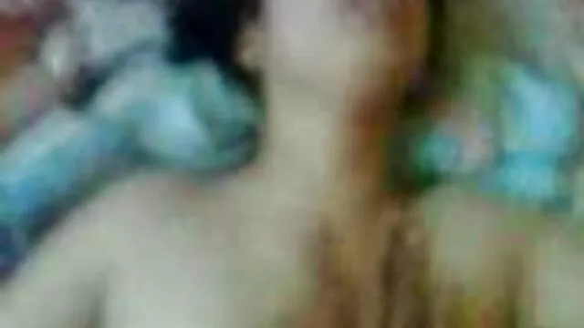 סקס ללא רישום  אמא התירה את החזייה שלה ומשכה את הגרביונים בצבע בז ' צפיה ישירה סרטי סקס שלה חזה גדול